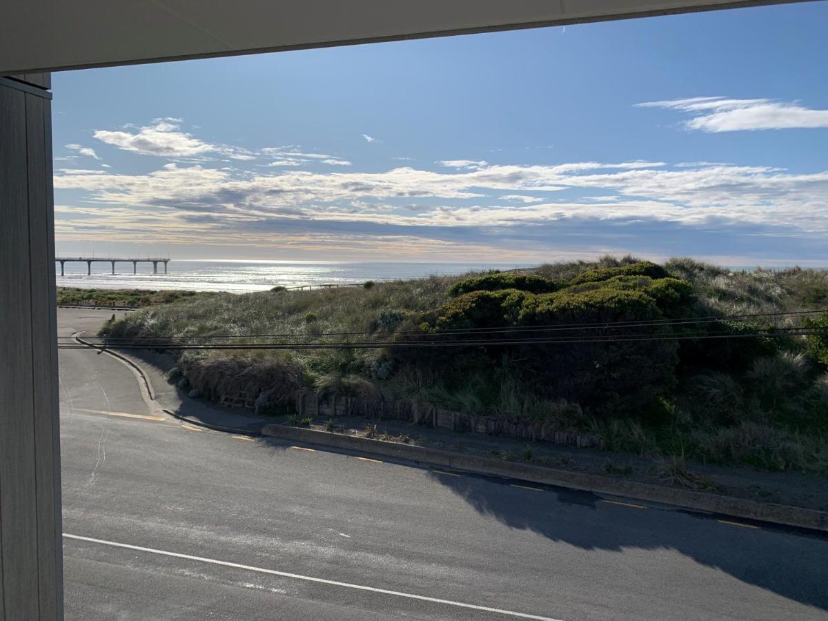 Beachfront Haven Christchurch Eksteriør billede
