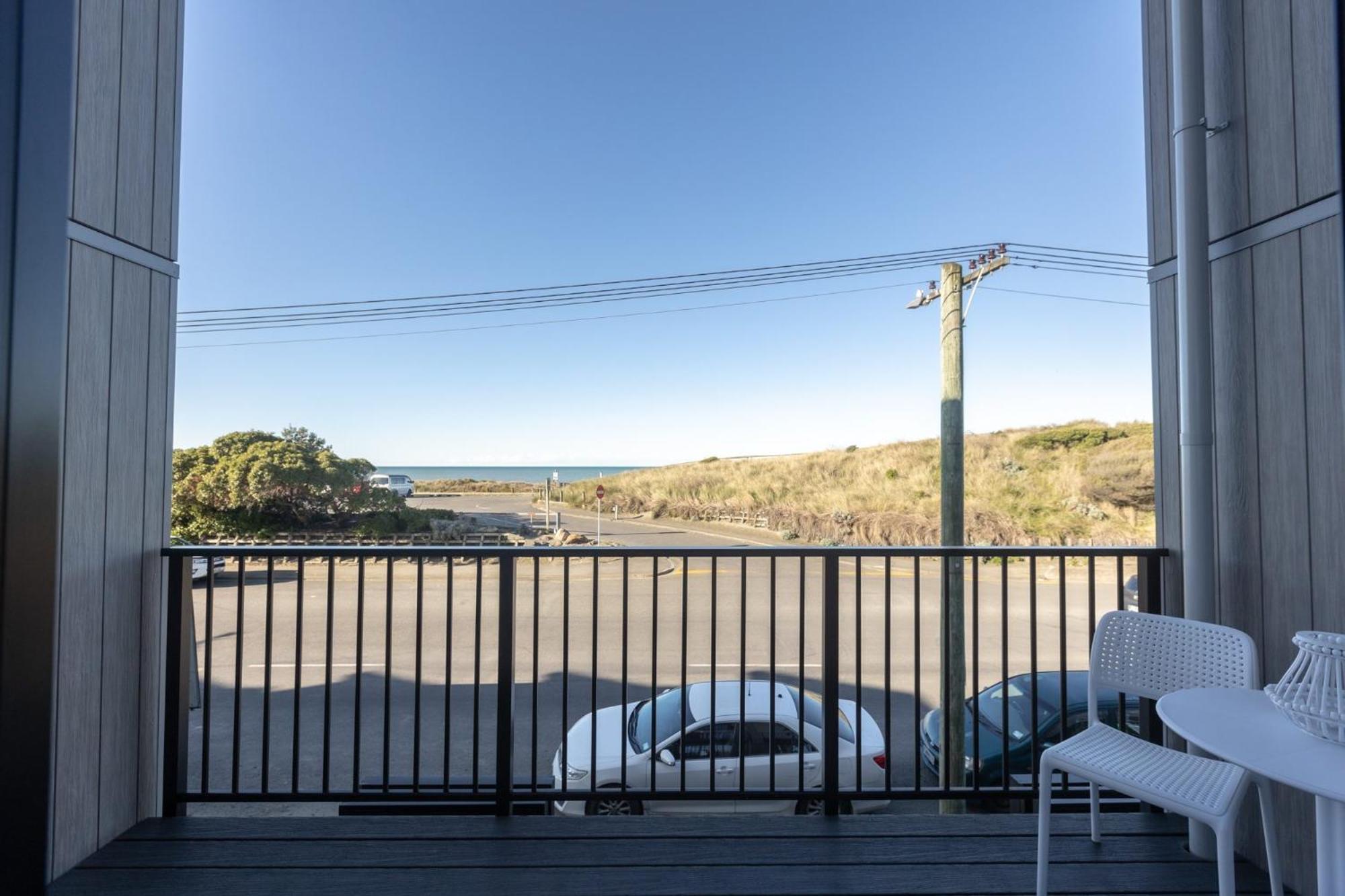 Beachfront Haven Christchurch Eksteriør billede